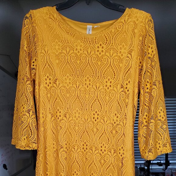WOMENS YELLOW TACERA LACE DRESS MEDIUM - Picture 1 of 4